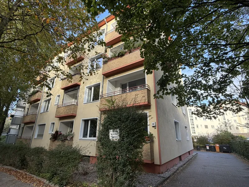 3-Zimmer-Wohnung mit Balkon in Berlin-Steglitz — photo 1